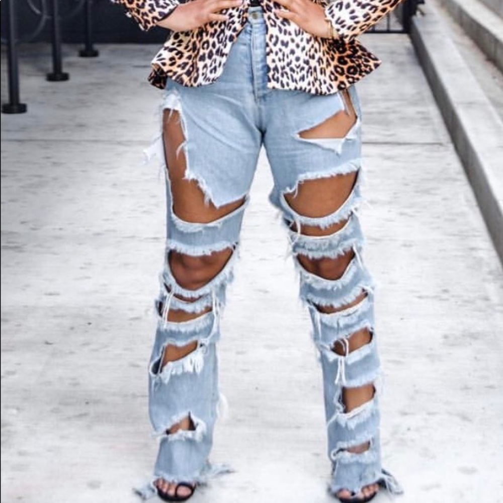 As Seen On Instagram Destroyed Denim, Waist 32